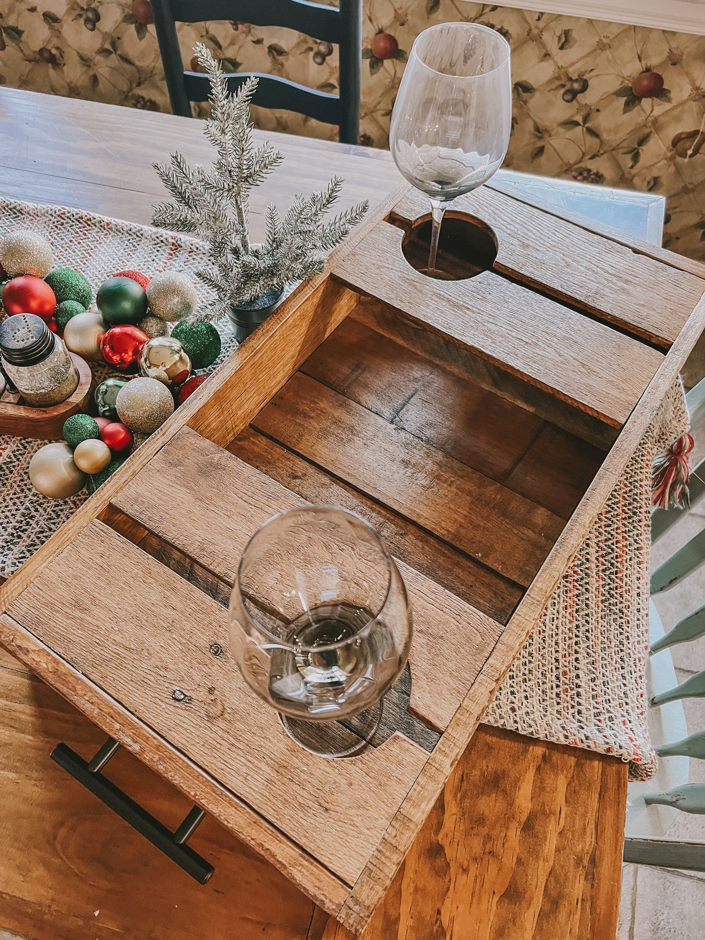 Picnic Tray with Wine Glass Holder